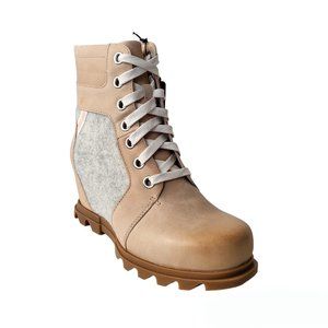 Sorel Ankle Boots in Tan and Gray